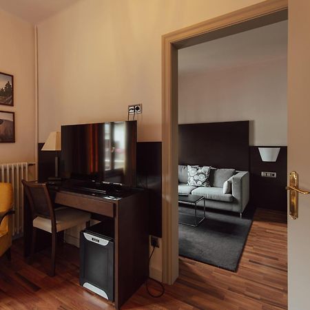 Hotel Restaurant Pessets & Spa Sort Bagian luar foto