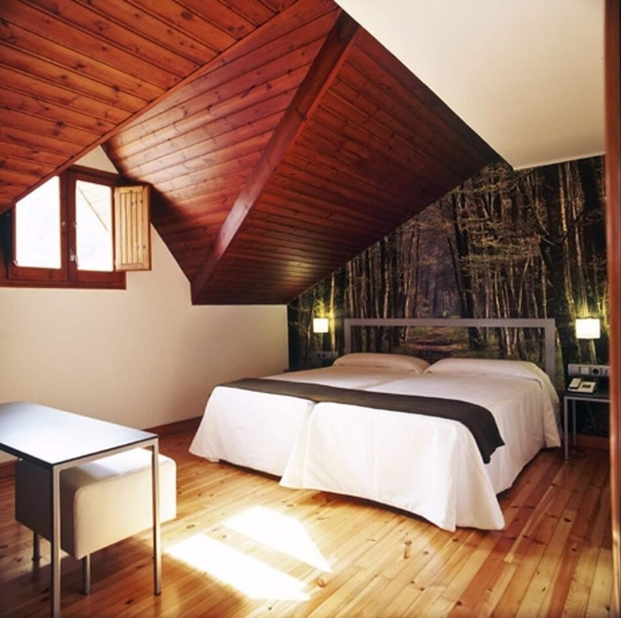 Hotel Restaurant Pessets & Spa Sort Bagian luar foto