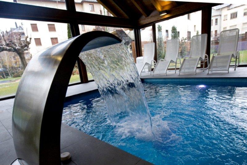 Hotel Restaurant Pessets & Spa Sort Bagian luar foto