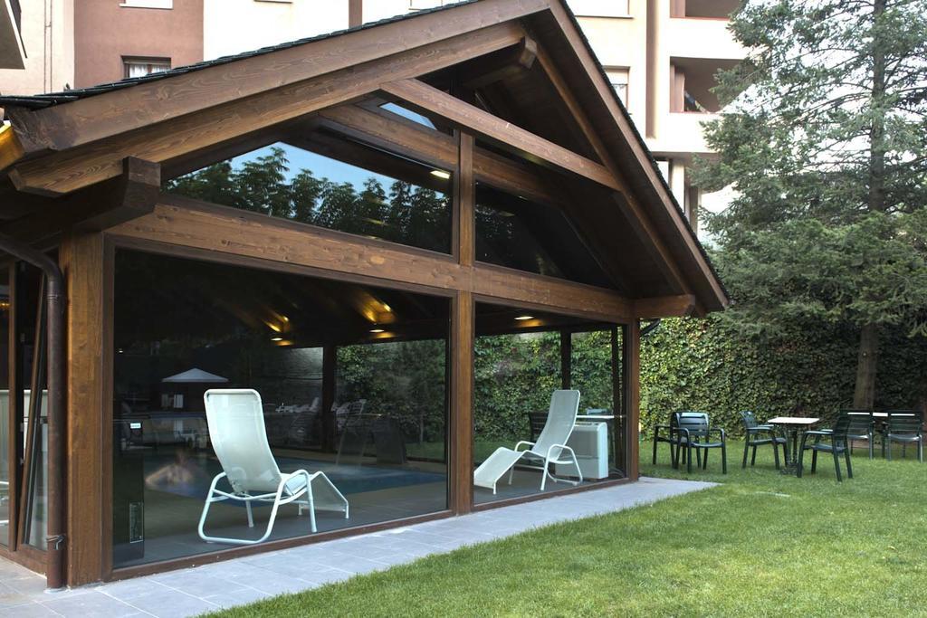 Hotel Restaurant Pessets & Spa Sort Bagian luar foto