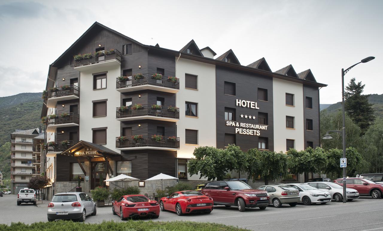 Hotel Restaurant Pessets & Spa Sort Bagian luar foto